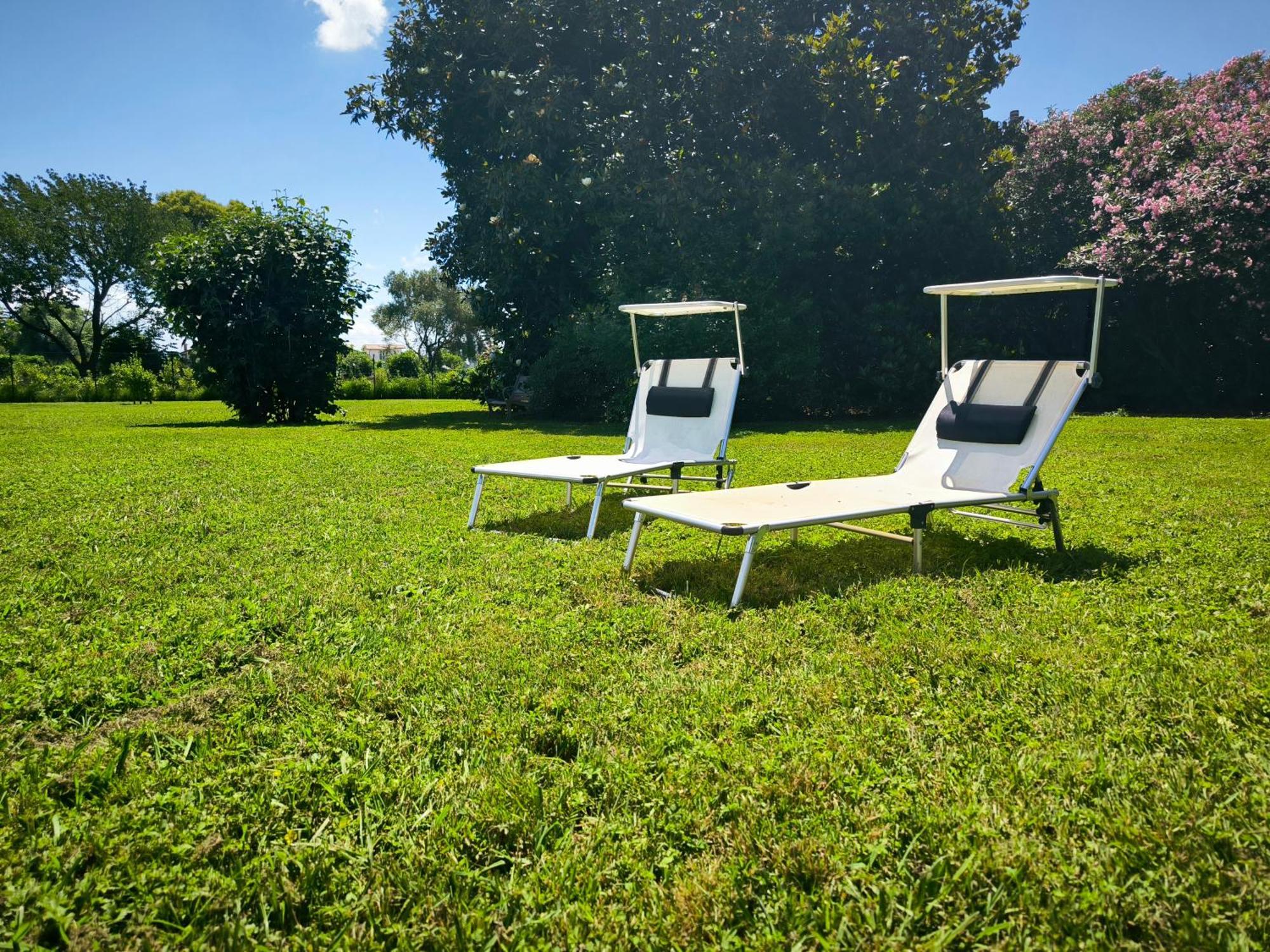 Versilia - Pietrasanta - Le Colmate Guesthouse Тонфано Екстериор снимка