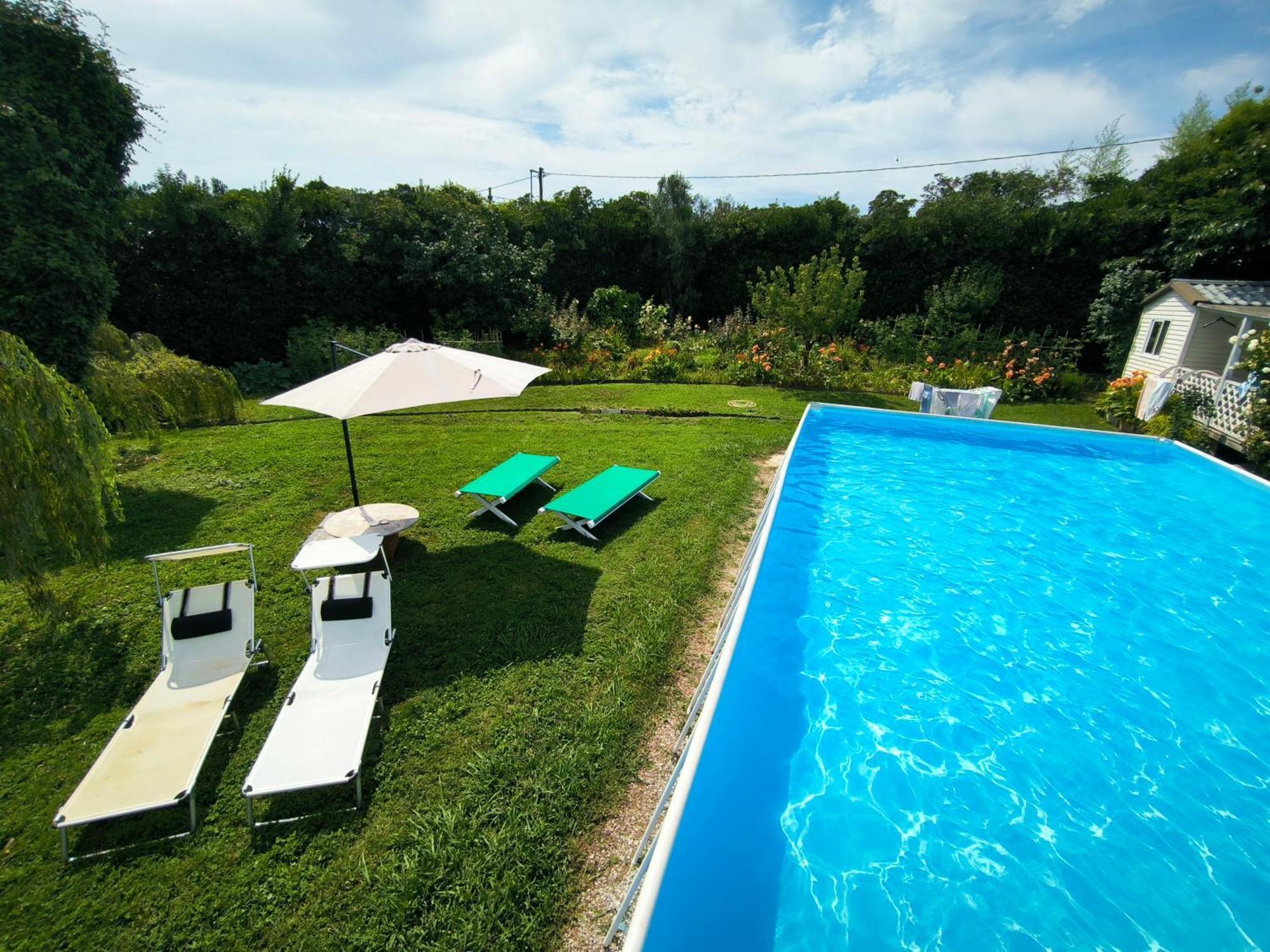 Versilia - Pietrasanta - Le Colmate Guesthouse Тонфано Екстериор снимка